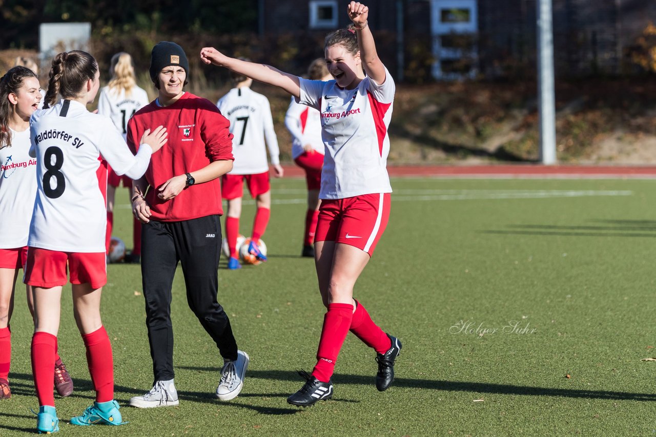 Bild 382 - wCJ Walddoerfer - Wellingsbuettel 3 : Ergebnis: 4:1